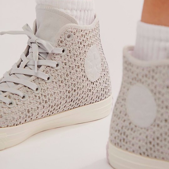 NWT, Converse Chuck Taylor All Star Crochet High Top Sneaker, SIZE 40 - Picture 3 of 11